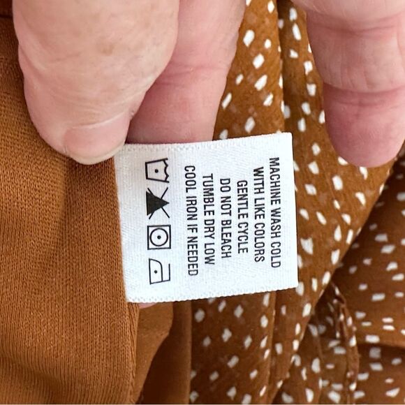 Cece Brown and White Tie Neck Ruffle Long Sleeve Blouse - Size Small EUC - Picture 6 of 7